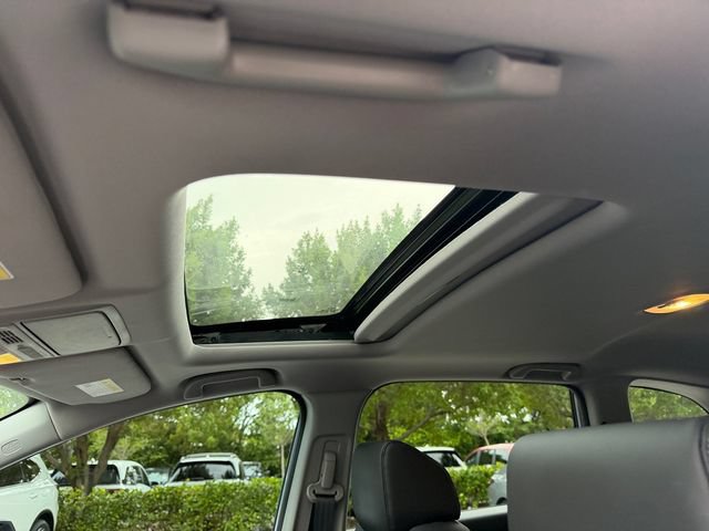 Used 2022 Honda CR-V Touring image 23