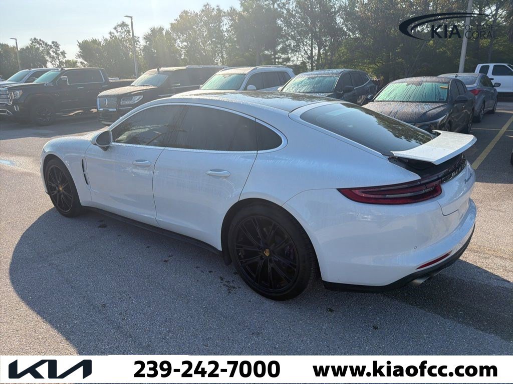 Used 2018 Porsche Panamera 4S image 4