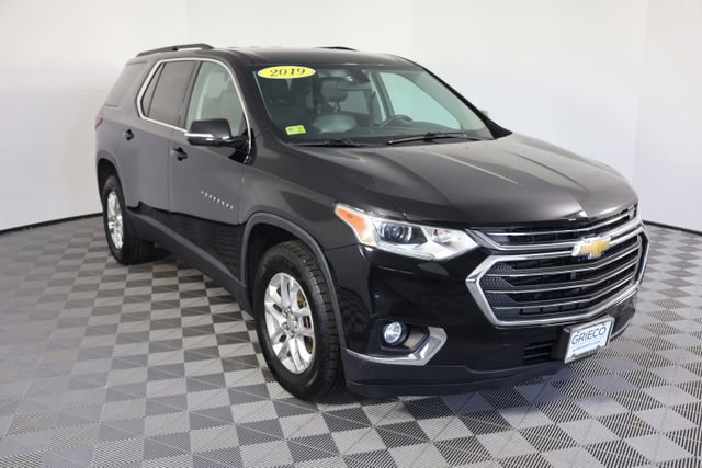 Used 2019 Chevrolet Traverse LT image 1