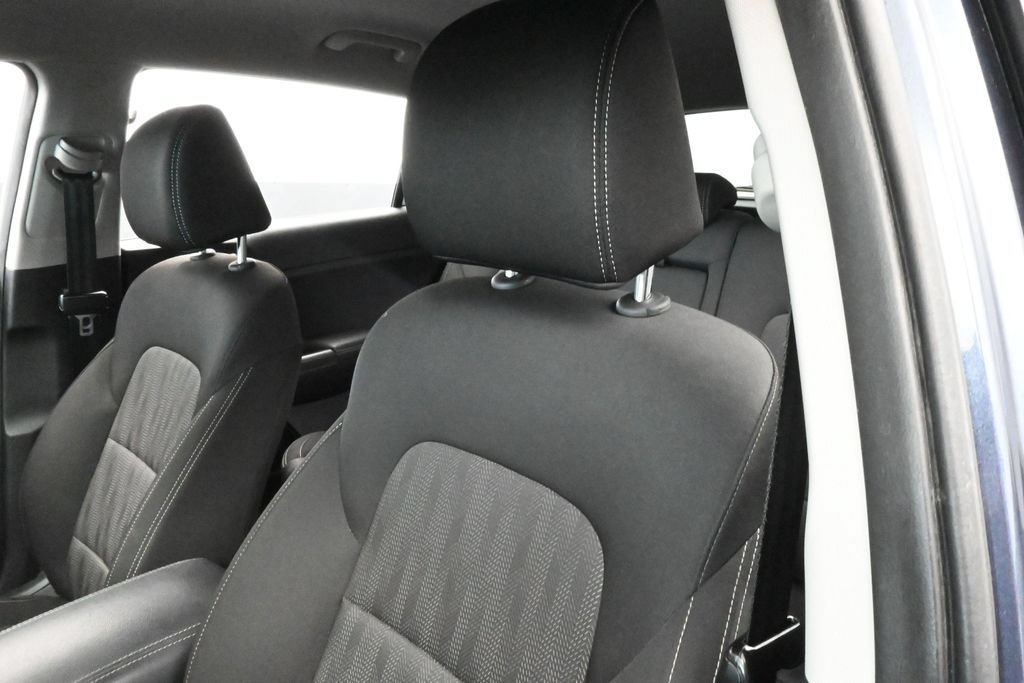 Used 2019 Kia Sportage LX FWD image 17