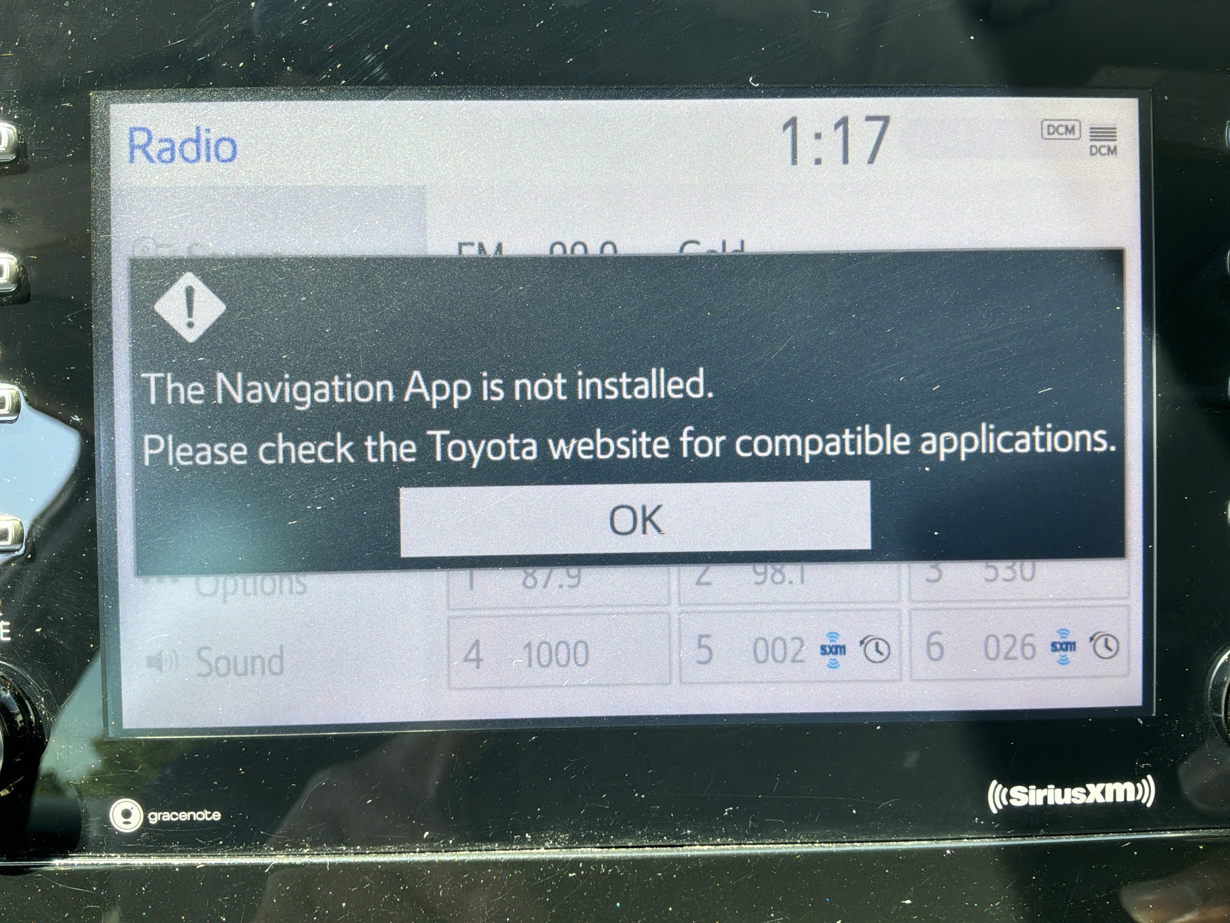 Used 2021 Toyota Camry LE image 24