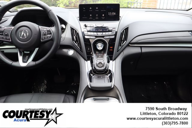 Used 2024 Acura RDX SH-AWD image 9