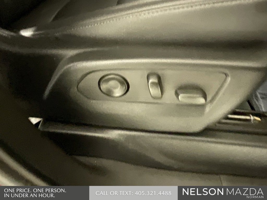 Used 2021 Chevrolet Tahoe Z71 w/ Rear Media and Nav Package image 30