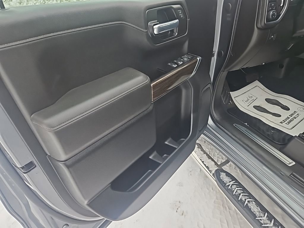 Used 2021 Chevrolet Silverado 1500 LT w/ Bed Protection Package image 9