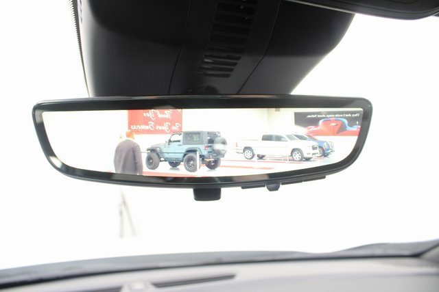 New 2026 GMC Acadia AT4 w/ Luxury Package image 3