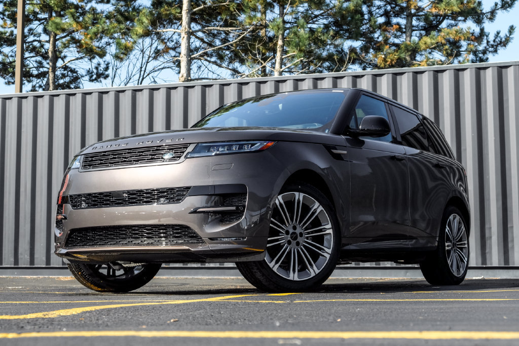 New 2027 Land Rover Range Rover Sport Dynamic SE