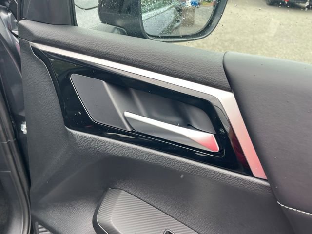 New 2026 Mitsubishi Outlander LE FWD image 28