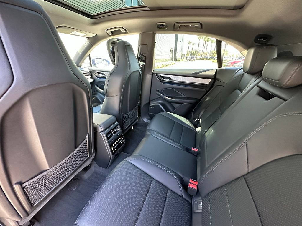 Used 2024 Porsche Macan 4 Electric AWD/4WD image 36