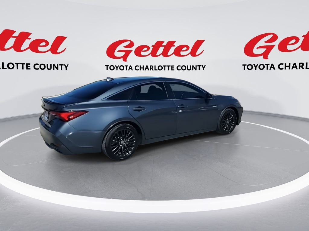Used 2020 Toyota Avalon XSE image 8