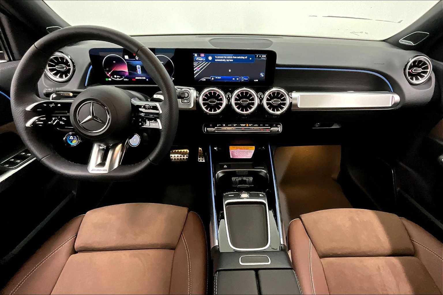 New 2025 Mercedes-Benz GLB 35 AMG 4MATIC image 5