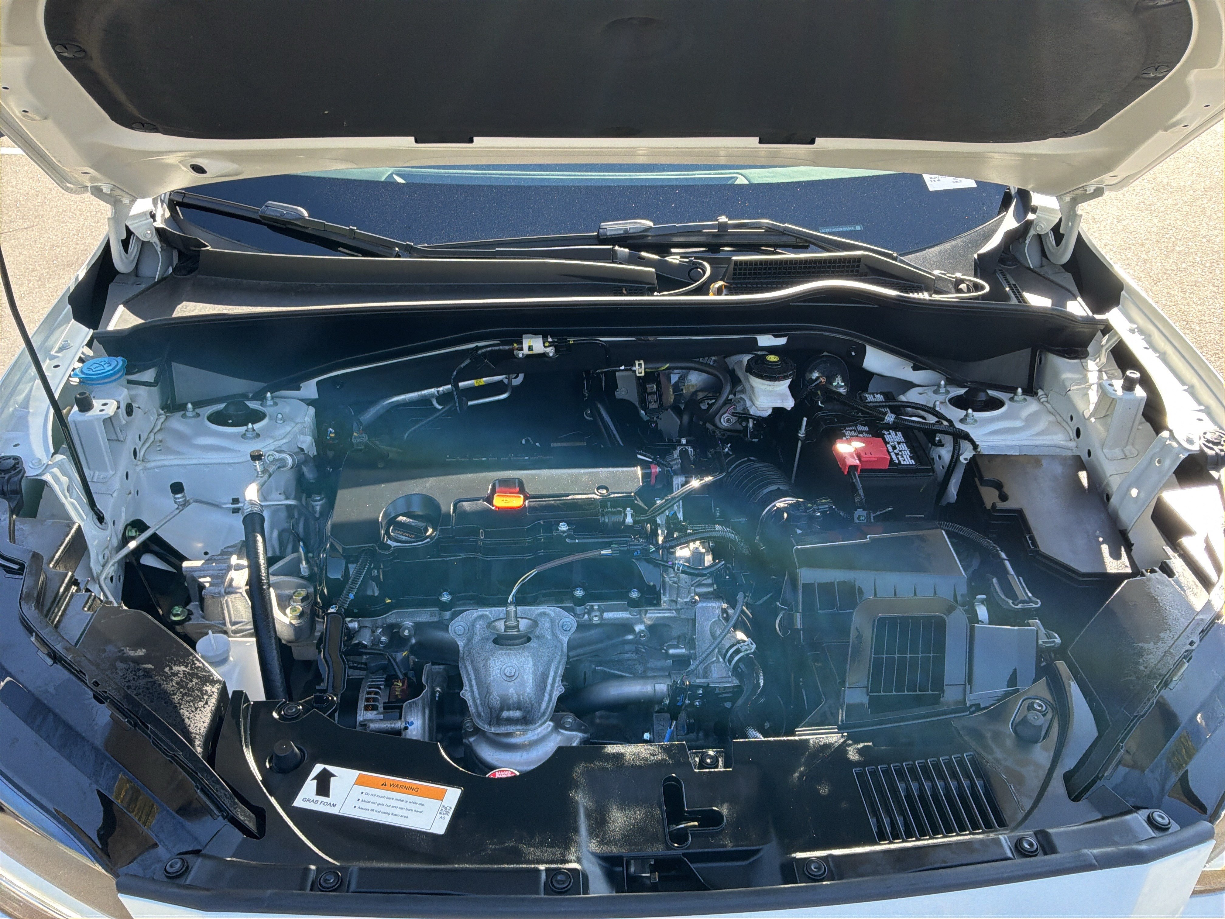Used 2025 Honda HR-V LX image 32