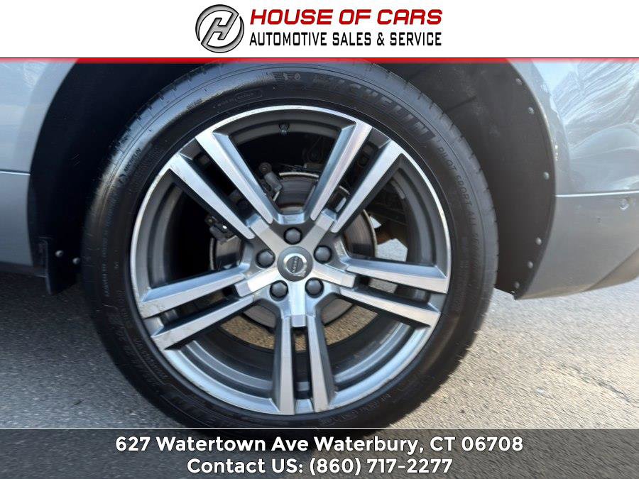 Used 2018 Volvo XC60 T5 Momentum w/ Vision Package image 50