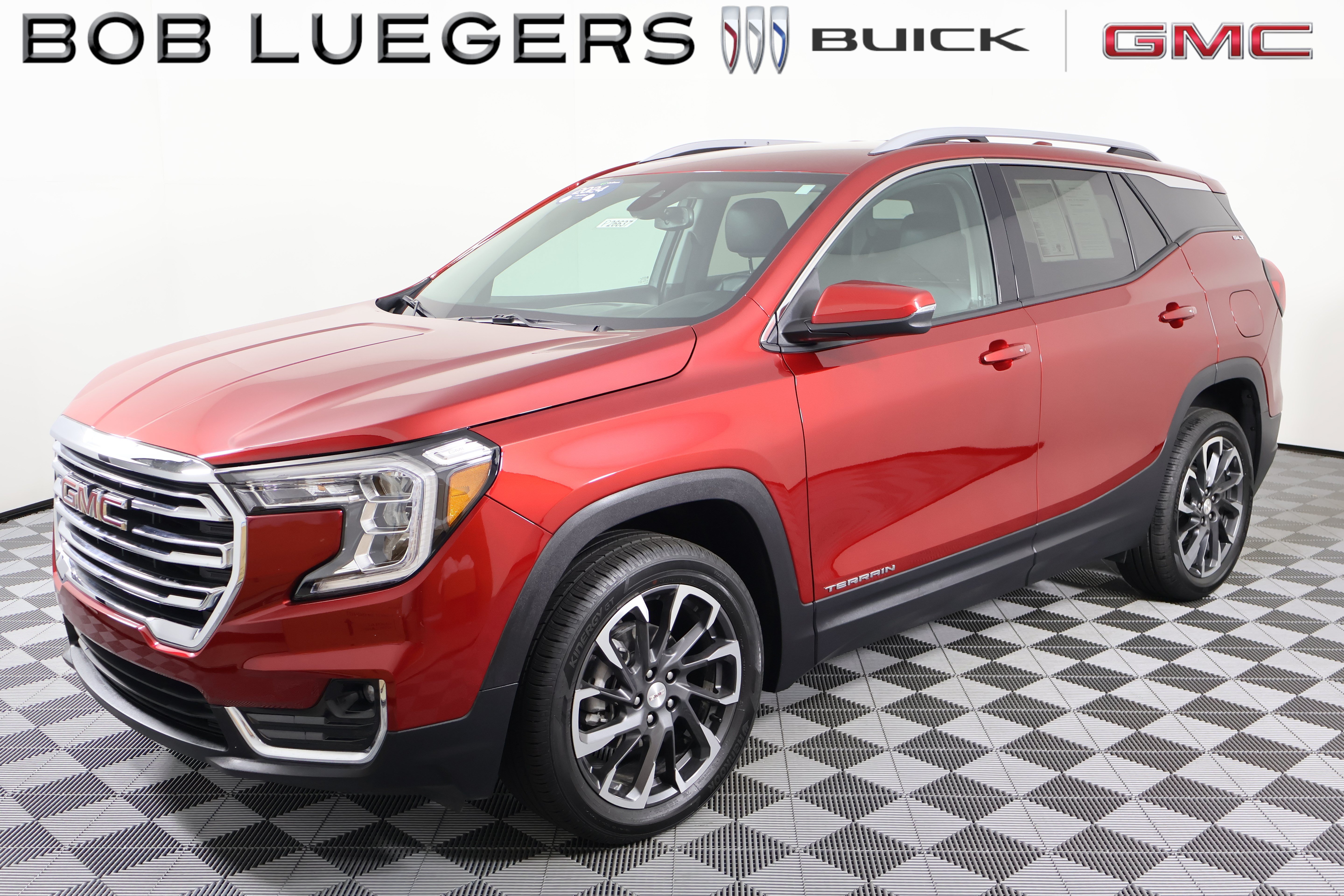 Certified 2024 GMC Terrain SLT w/ LPO, Floor Liner Package AWD/4WD image 3