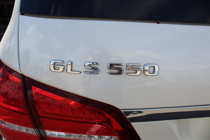 Used 2018 Mercedes-Benz GLS 550 4MATIC image 38