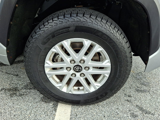 Certified 2022 Toyota Tundra SR5 AWD/4WD image 8
