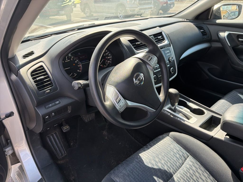 Used 2016 Nissan Altima 2.5 S w/ Power Driver Seat Package image 13