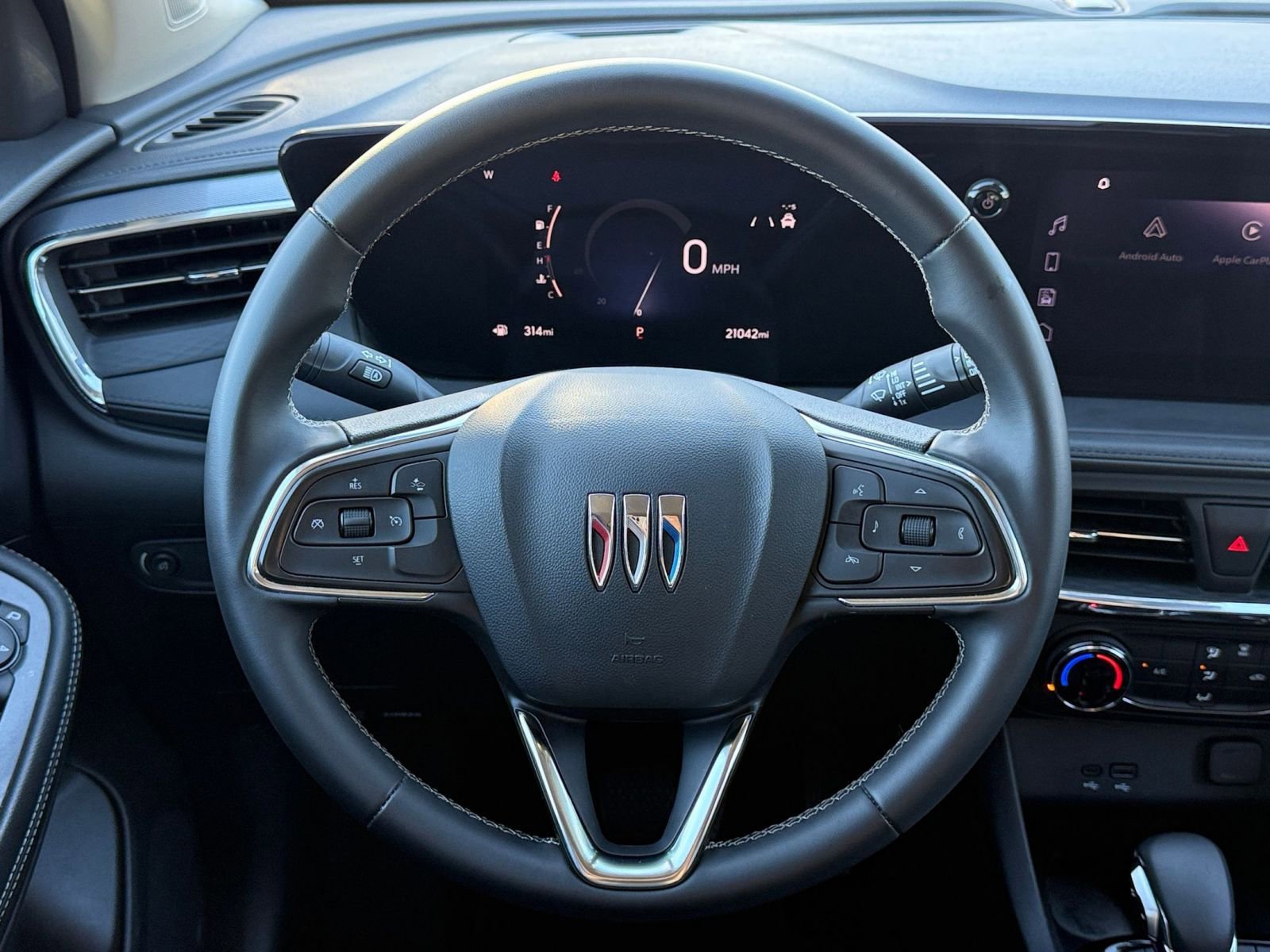 Used 2025 Buick Encore GX Preferred image 28