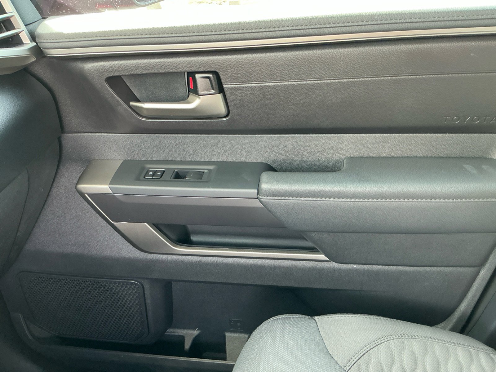 Certified 2025 Toyota Tundra SR5 AWD/4WD image 16