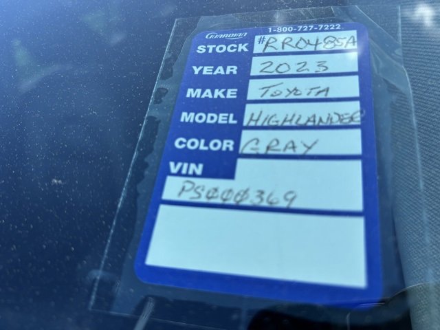 Used 2023 Toyota Highlander LE image 10