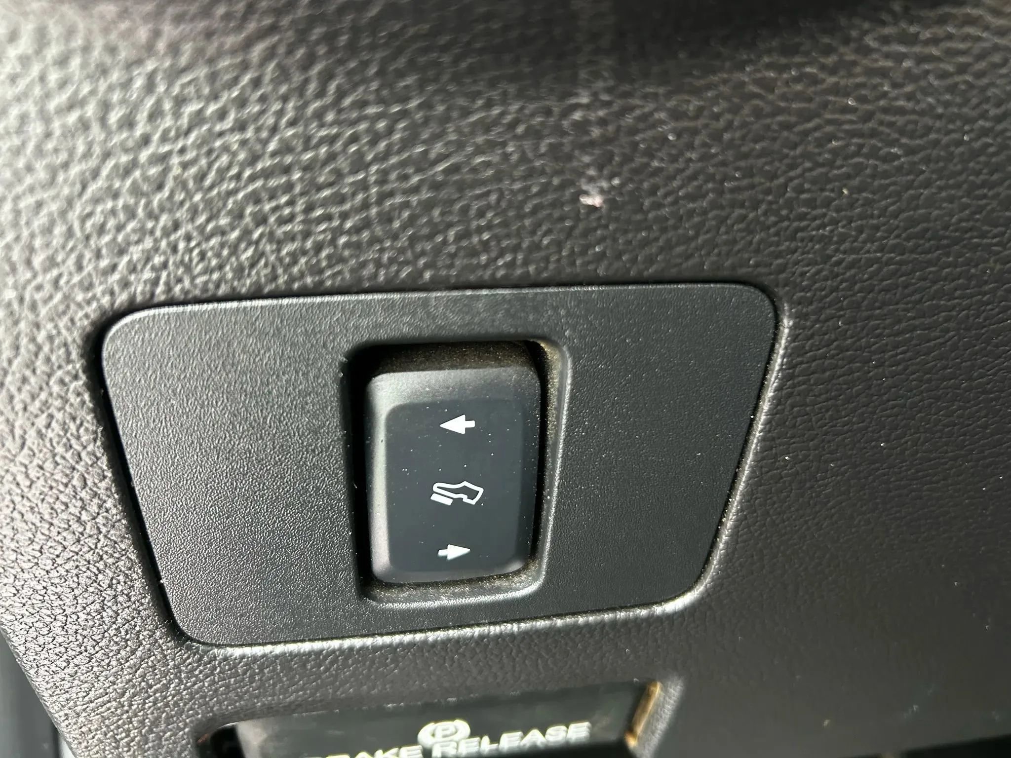 Used 2017 Ford F350 Lariat w/ Chrome Package image 19