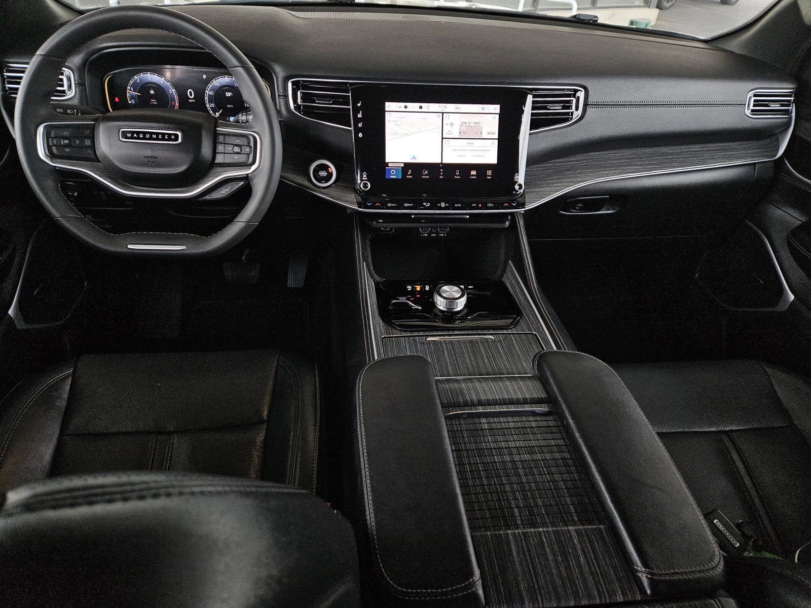 Used 2024 Jeep Wagoneer L Series II w/ Flexible Seating Group image 11