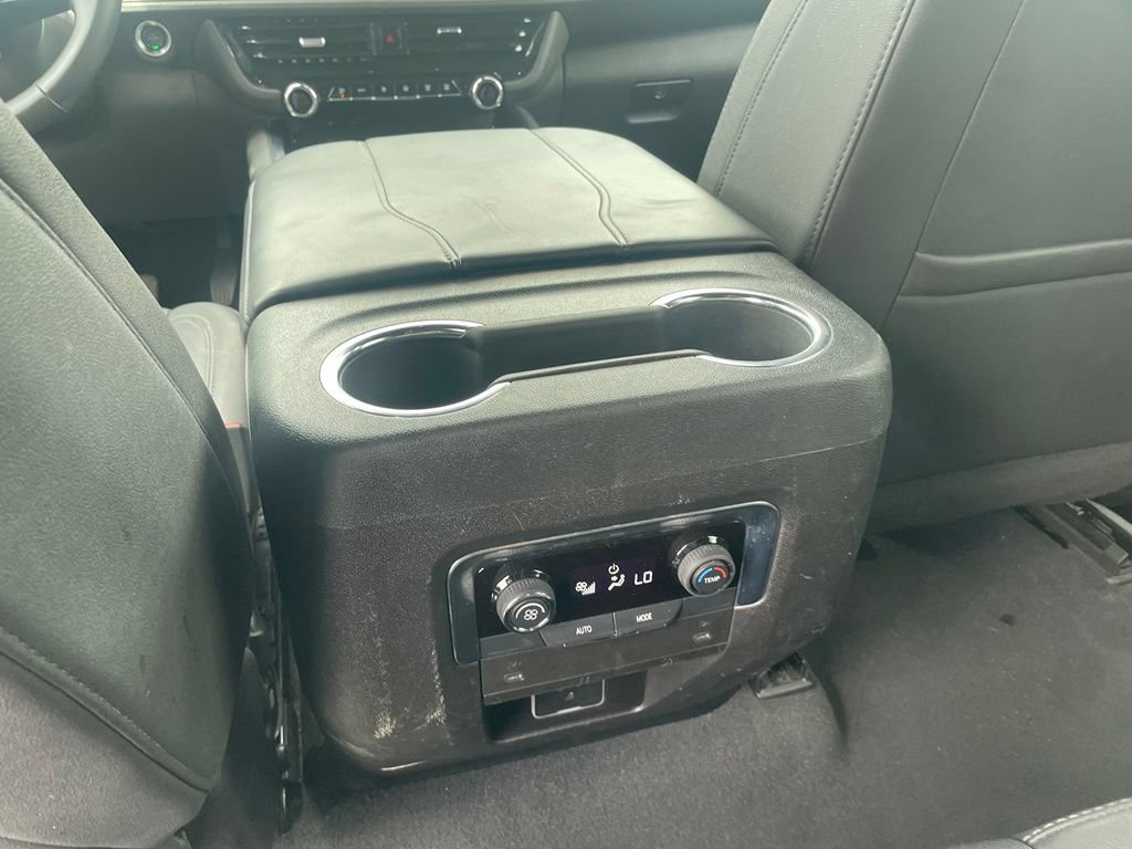 Used 2025 Chevrolet Tahoe LT RWD image 24