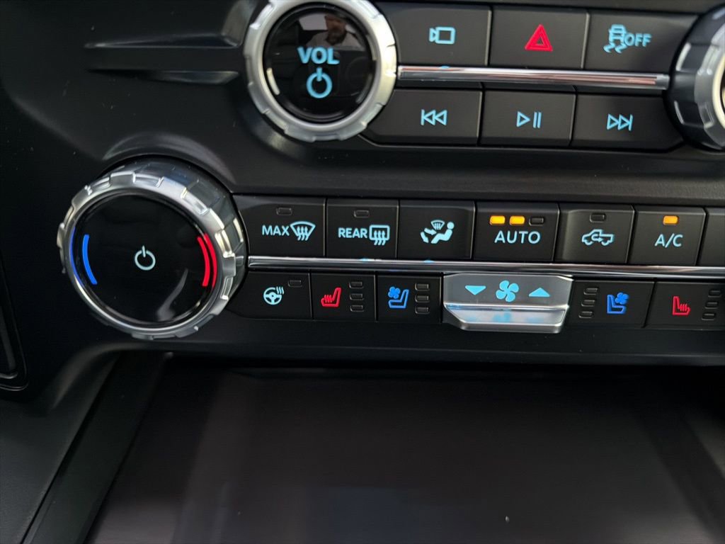 New 2026 Ford F250 Platinum image 34