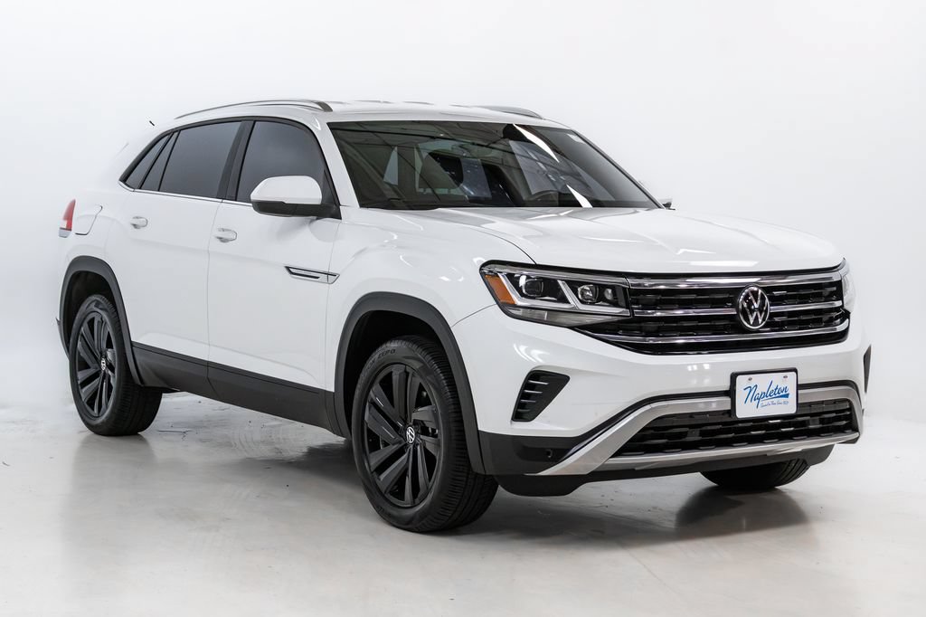 Used 2023 Volkswagen Atlas Cross Sport SE w/ Black Wheel Package AWD/4WD image 7