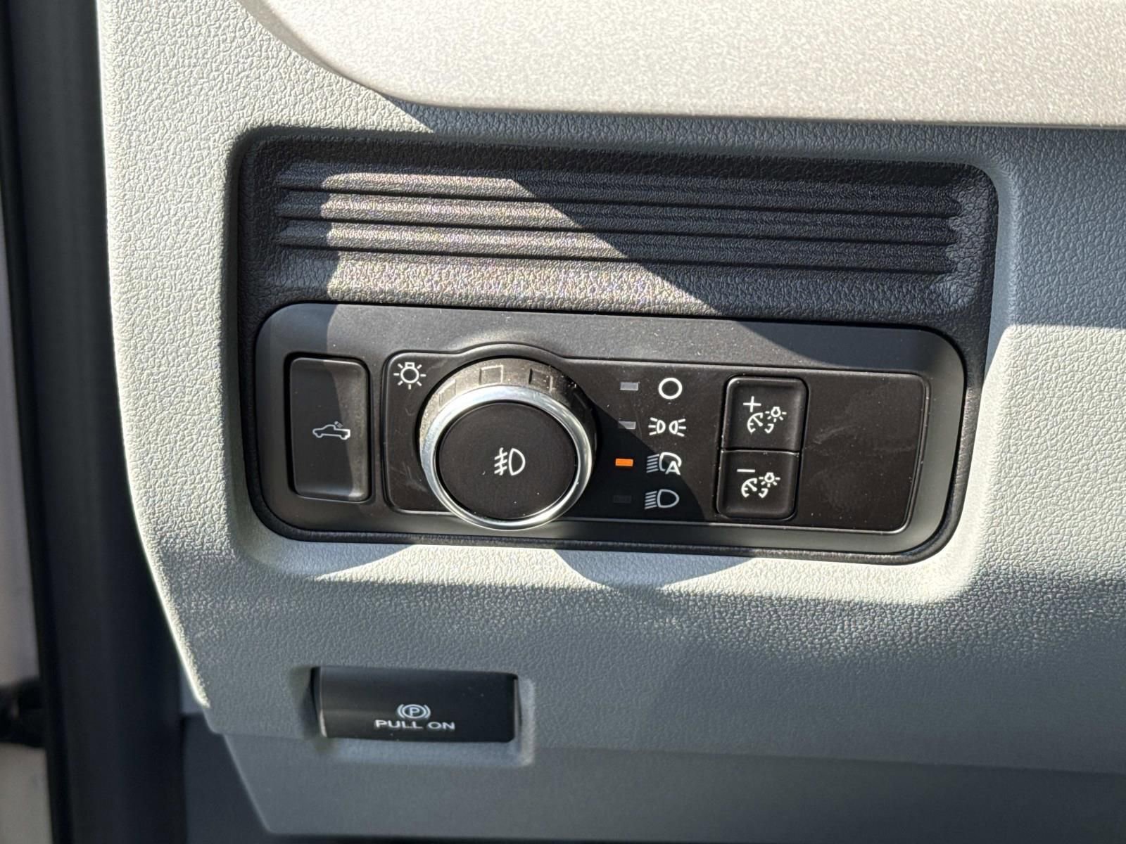 New 2026 Ford F550 4x4 Regular Cab Super Duty image 20