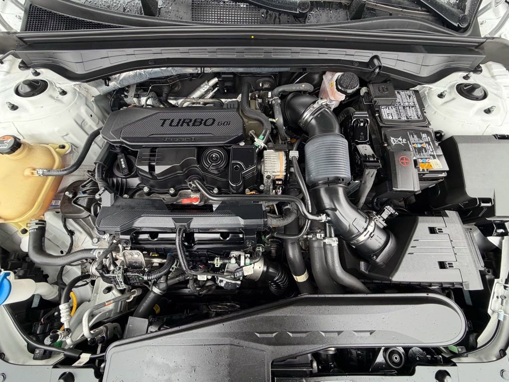 Used 2023 Kia K5 GT-Line image 16