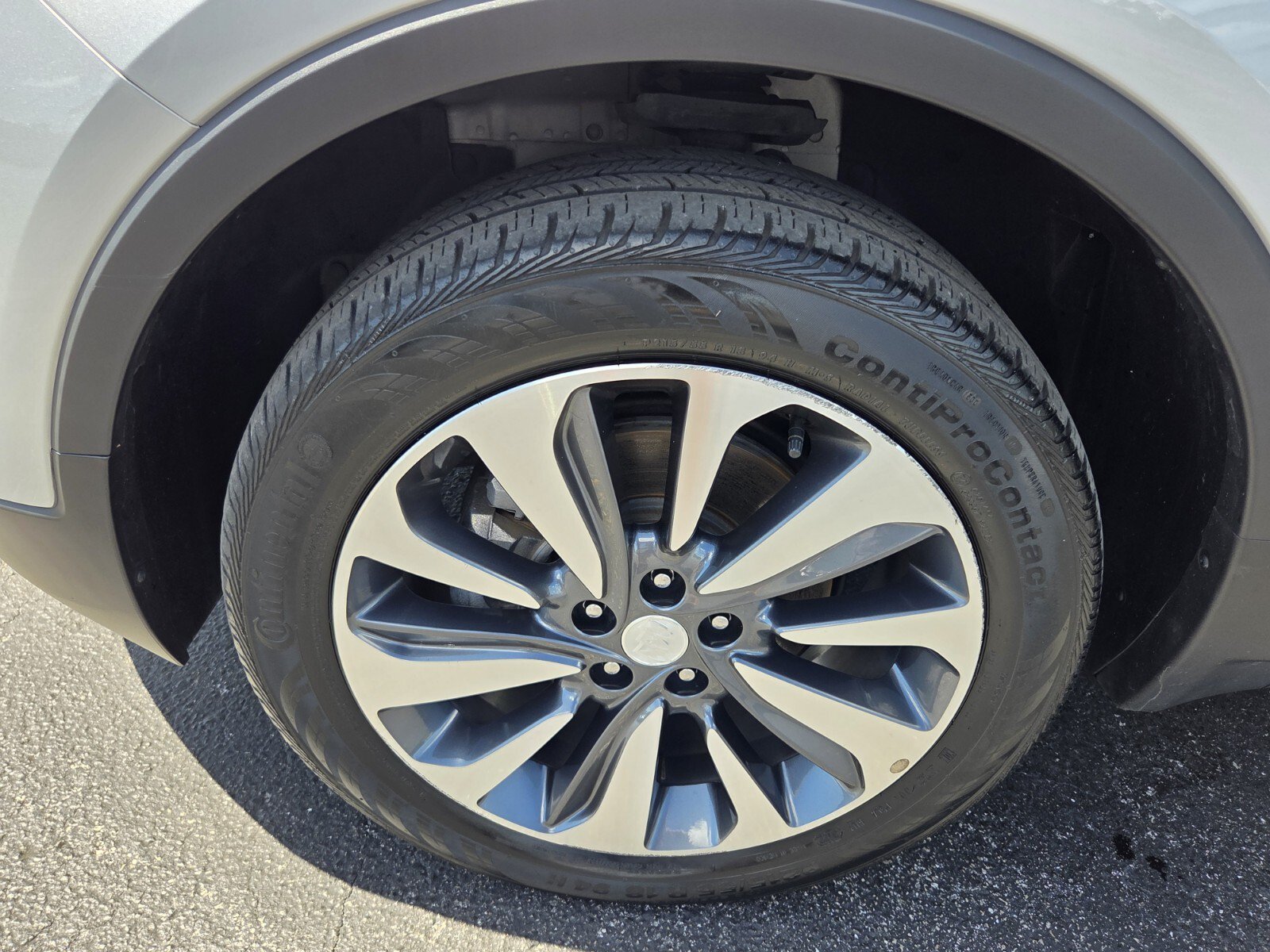 Used 2022 Buick Encore Preferred w/ Safety Package AWD/4WD image 18