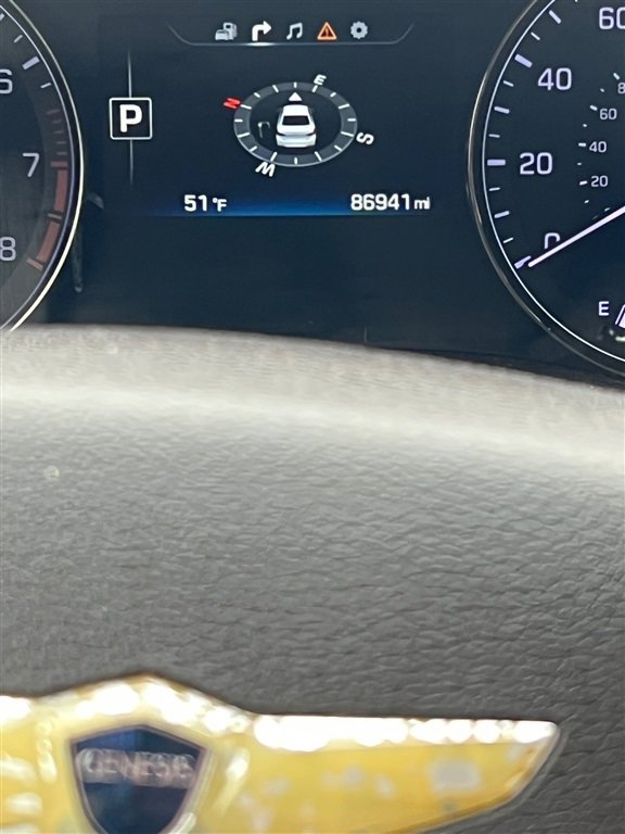 Used 2015 Hyundai Genesis 3.8 image 10