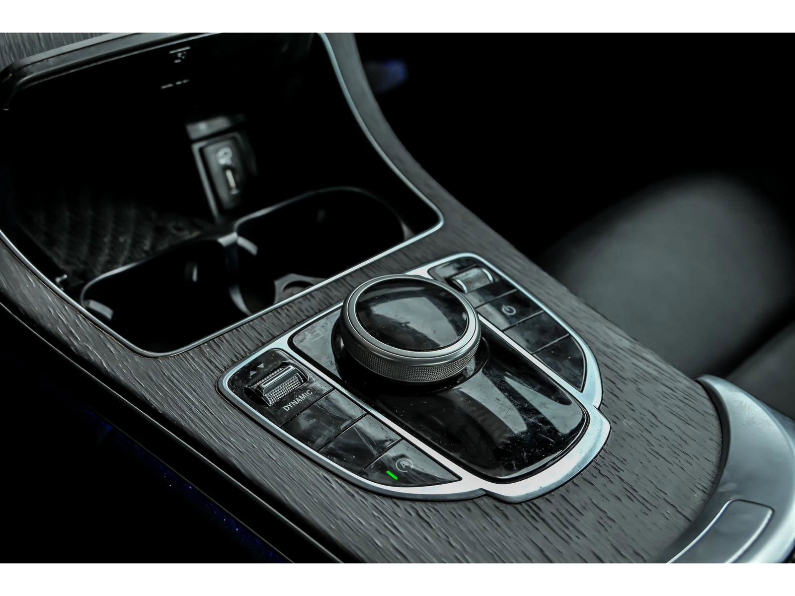 Used 2020 Mercedes-Benz C 300 4MATIC Sedan image 21