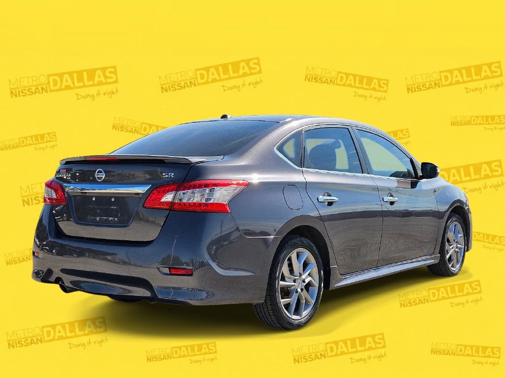 Used 2015 Nissan Sentra SR w/ SR Premium Package FWD image 5