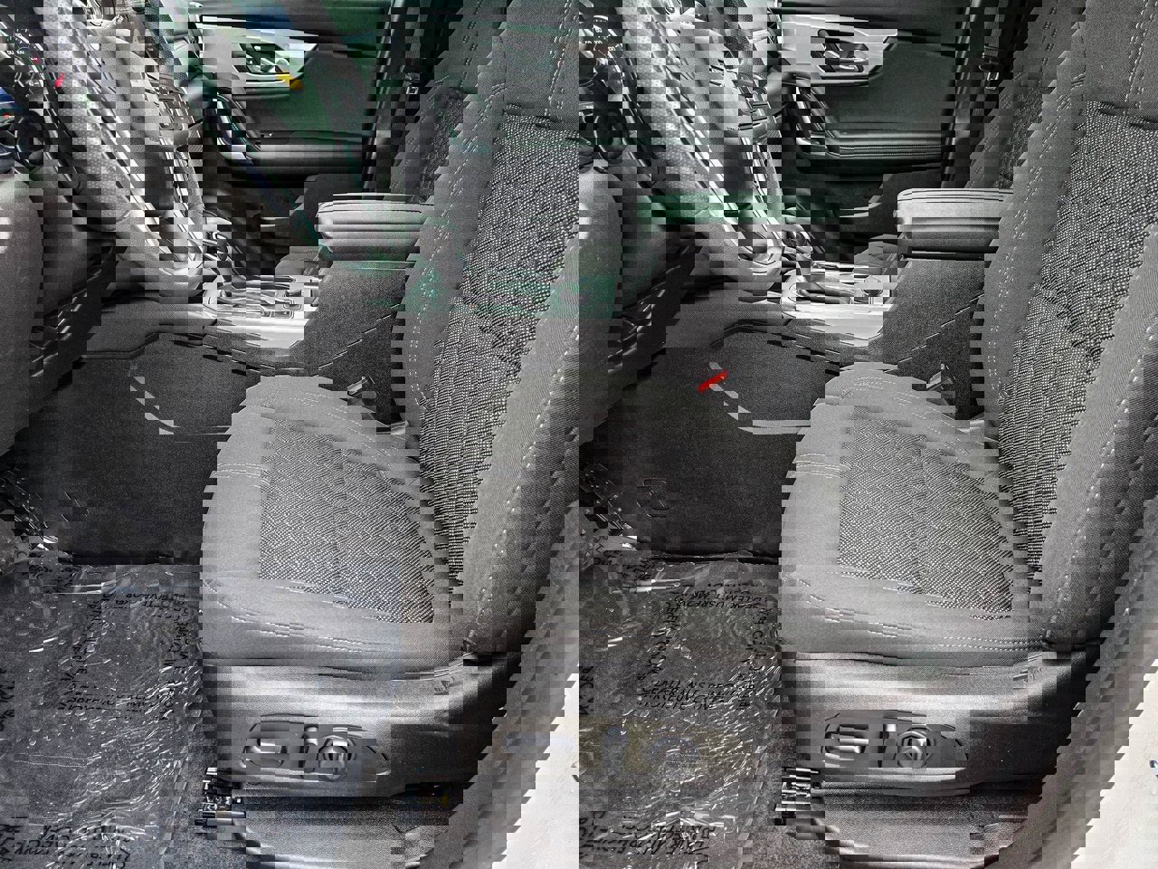 Used 2021 Chevrolet Blazer LT image 13