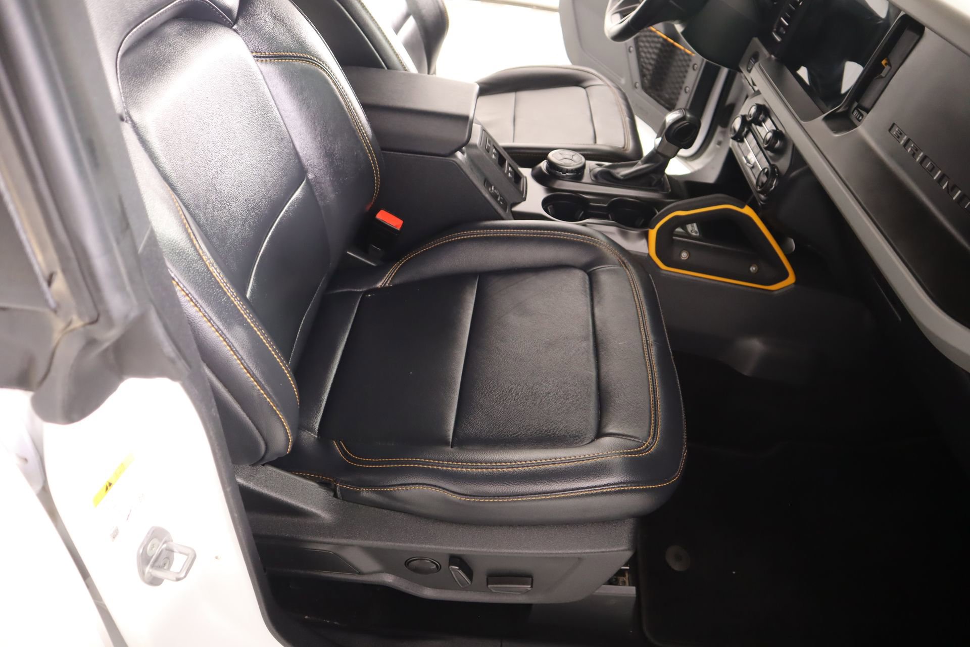 Used 2023 Ford Bronco Badlands AWD/4WD image 14