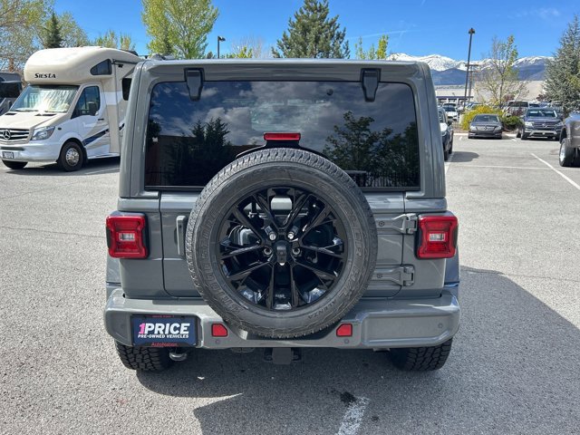 Used 2023 Jeep Wrangler Unlimited Sahara AWD/4WD image 7