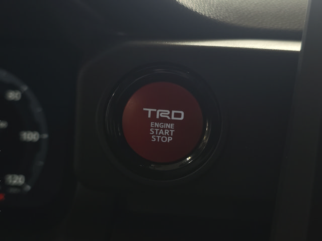 Used 2025 Toyota Tacoma TRD Sport AWD/4WD image 18