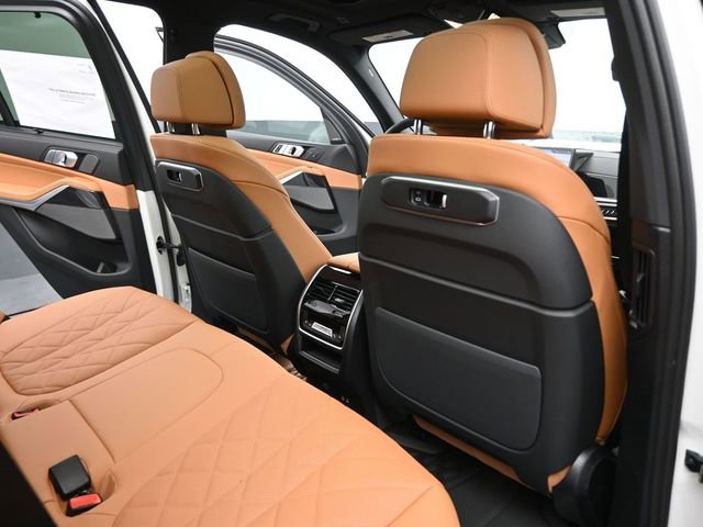 New 2026 BMW X5 sDrive40i image 24