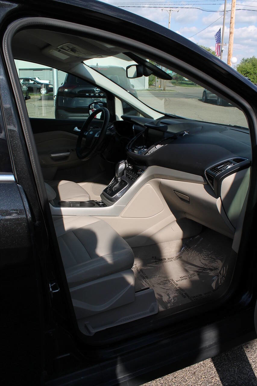 Used 2013 Ford C-MAX SEL FWD image 22