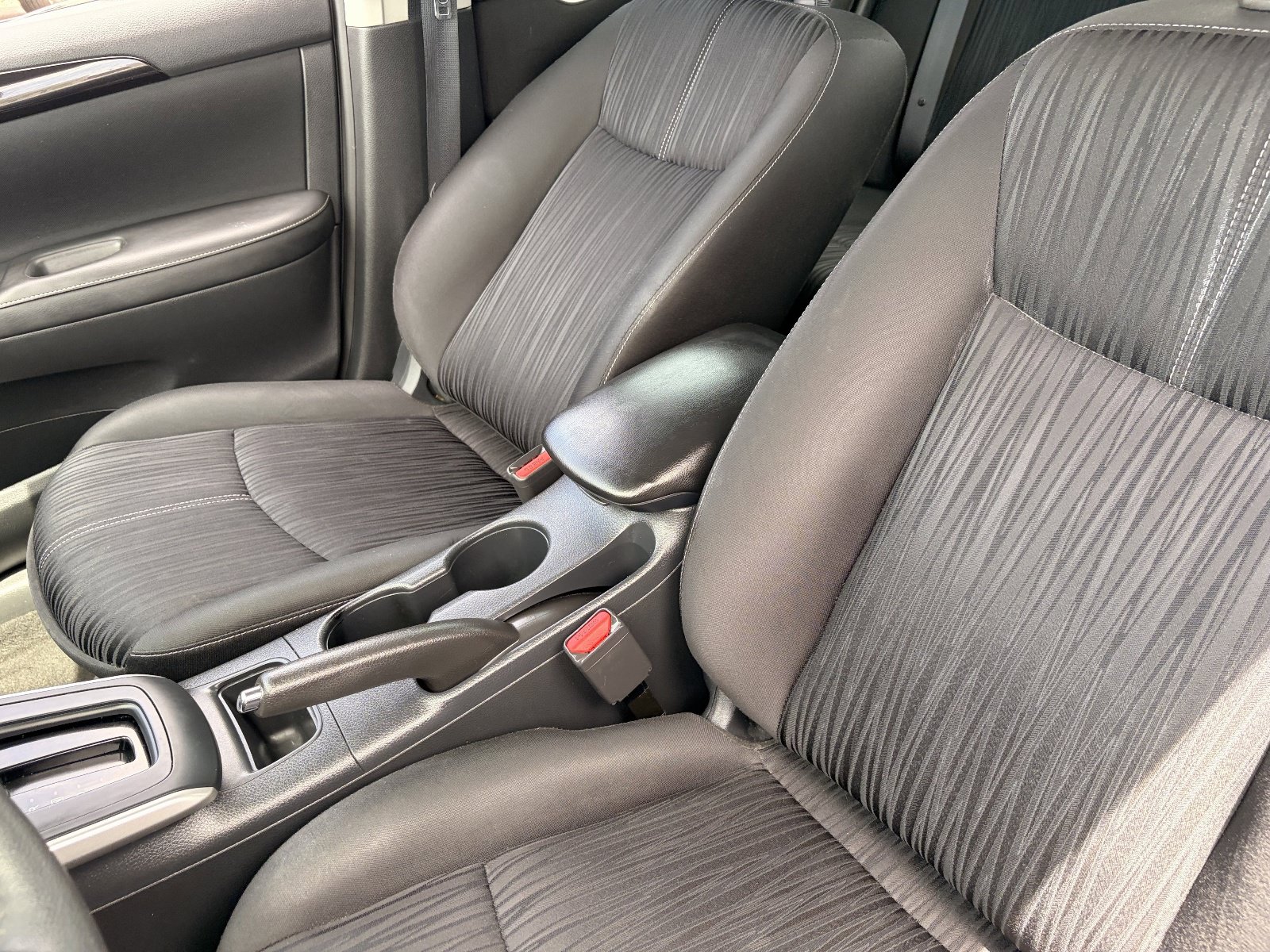 Used 2017 Nissan Sentra SV FWD image 16
