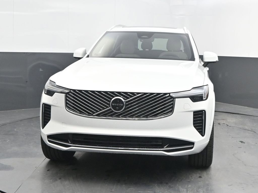 New 2026 Volvo XC90 B5 Plus w/ Protection Package image 10
