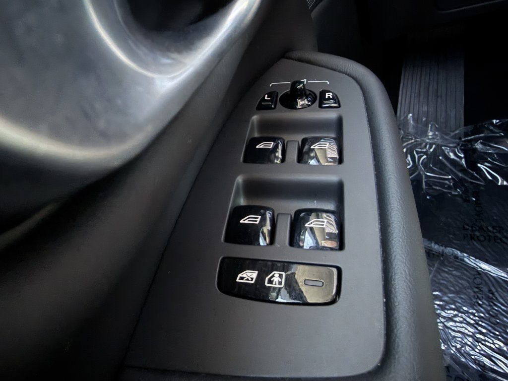 Used 2024 Volvo XC90 B6 Ultimate w/ Lounge Package AWD/4WD image 28