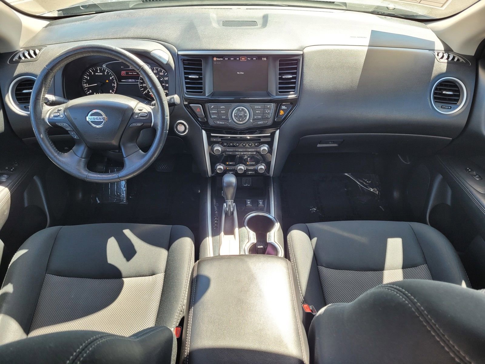 Used 2018 Nissan Pathfinder SV w/ SV Tech Package image 13