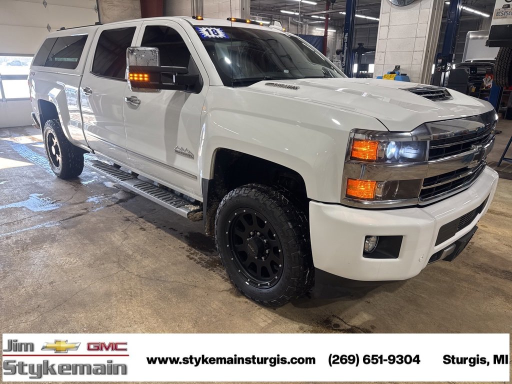 Used 2018 Chevrolet Silverado 2500 High Country w/ Duramax Plus Package image 8