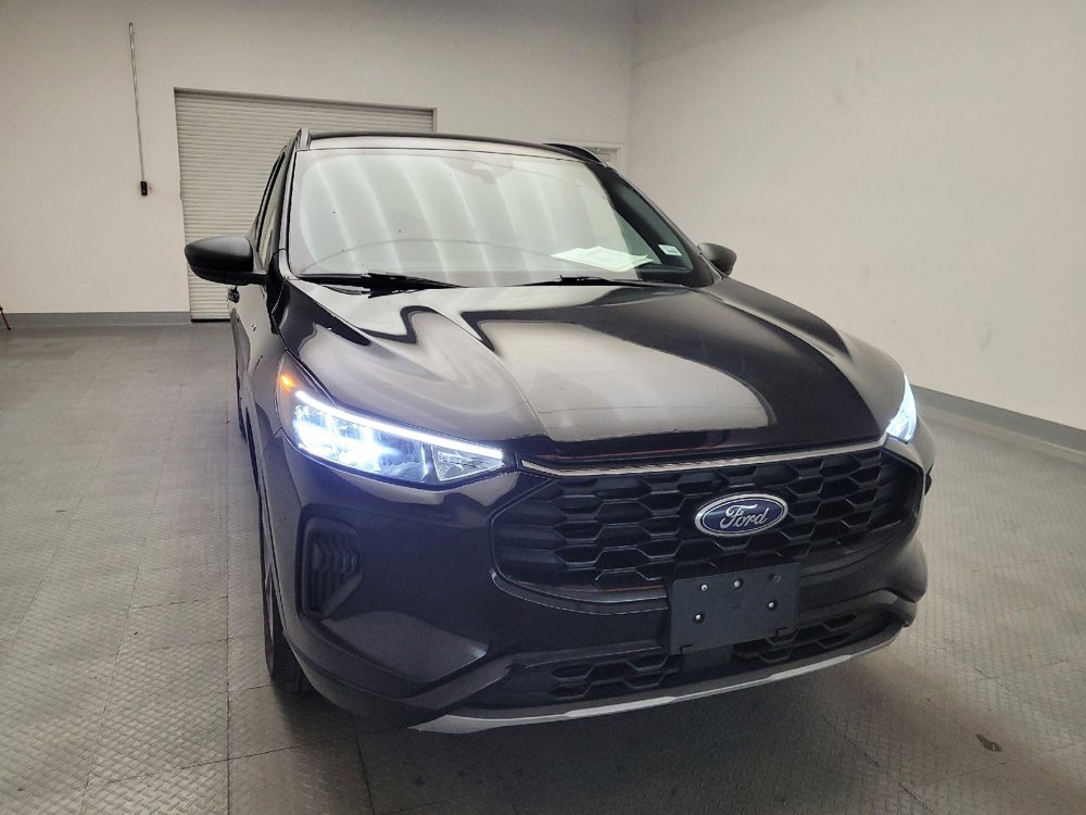 Used 2023 Ford Escape ST-Line image 14