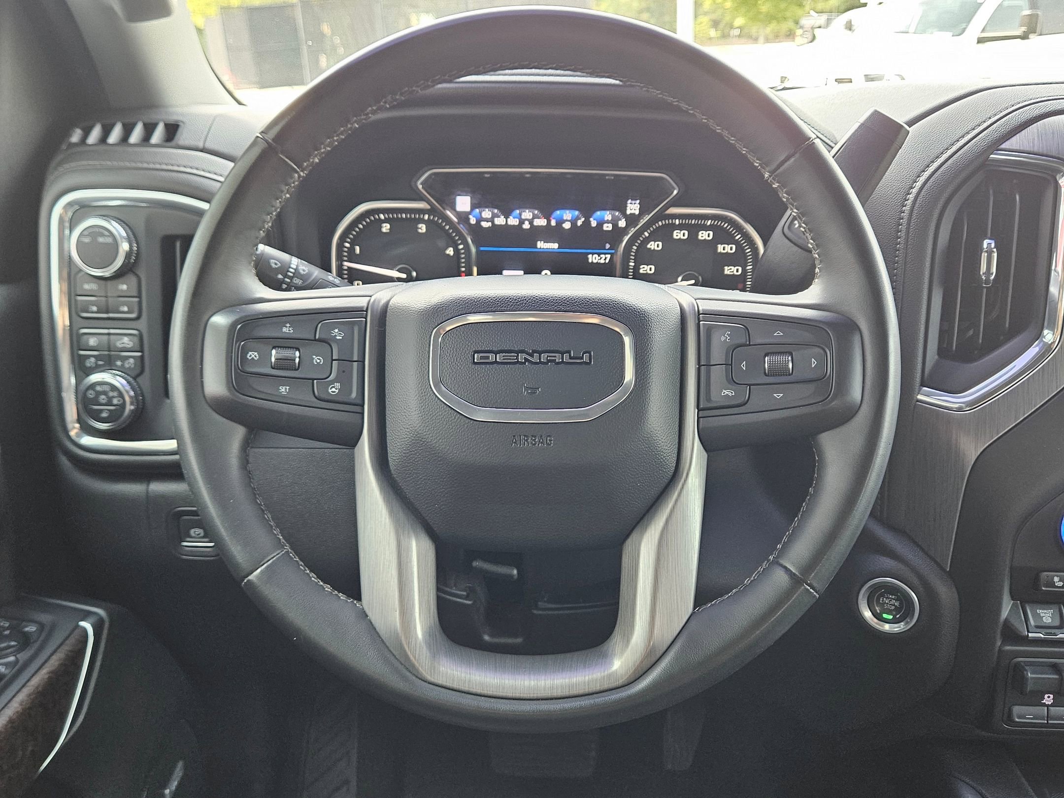 Used 2023 GMC Sierra 3500 Denali image 15