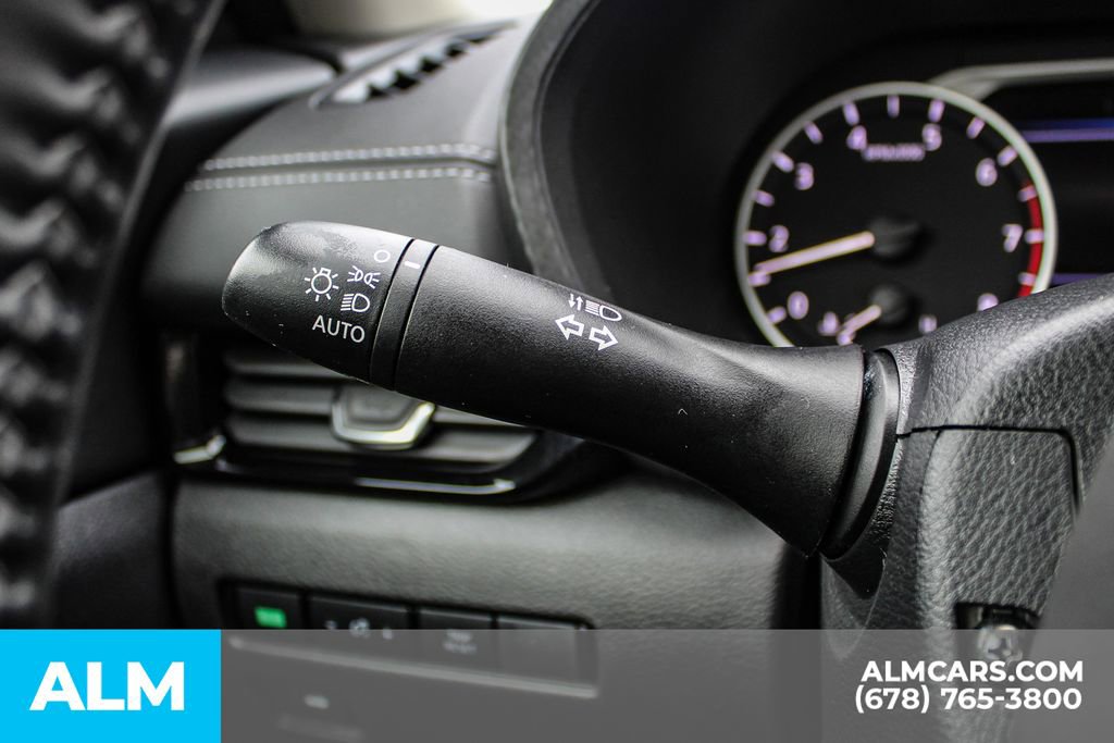 Used 2025 Nissan Sentra SV w/ All-Weather Package image 29