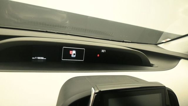Used 2018 Toyota Prius Prime Premium FWD image 18