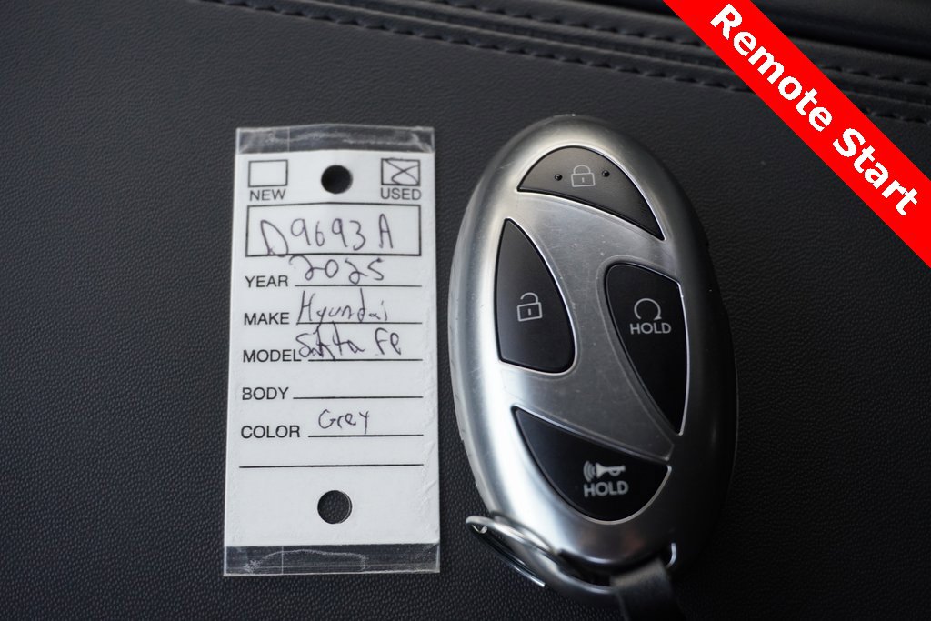 Used 2025 Hyundai Santa Fe SEL image 31
